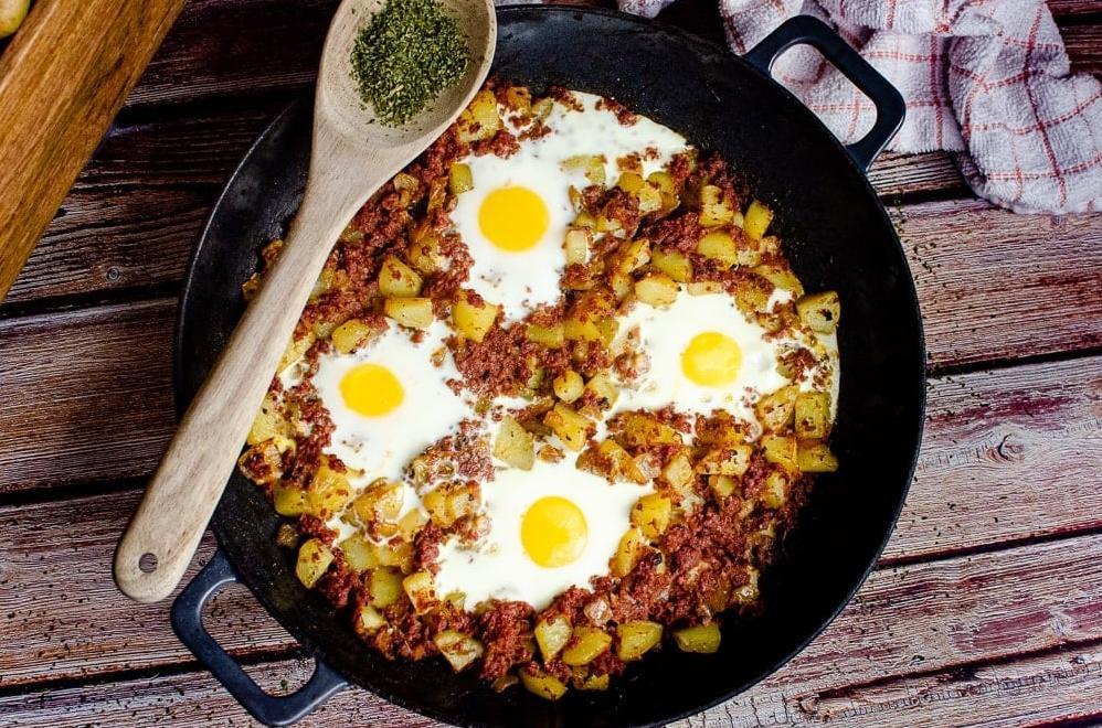  A classic recipe with a twist of British flavor, this corned beef hash is a must-try for fans of savory breakfasts.