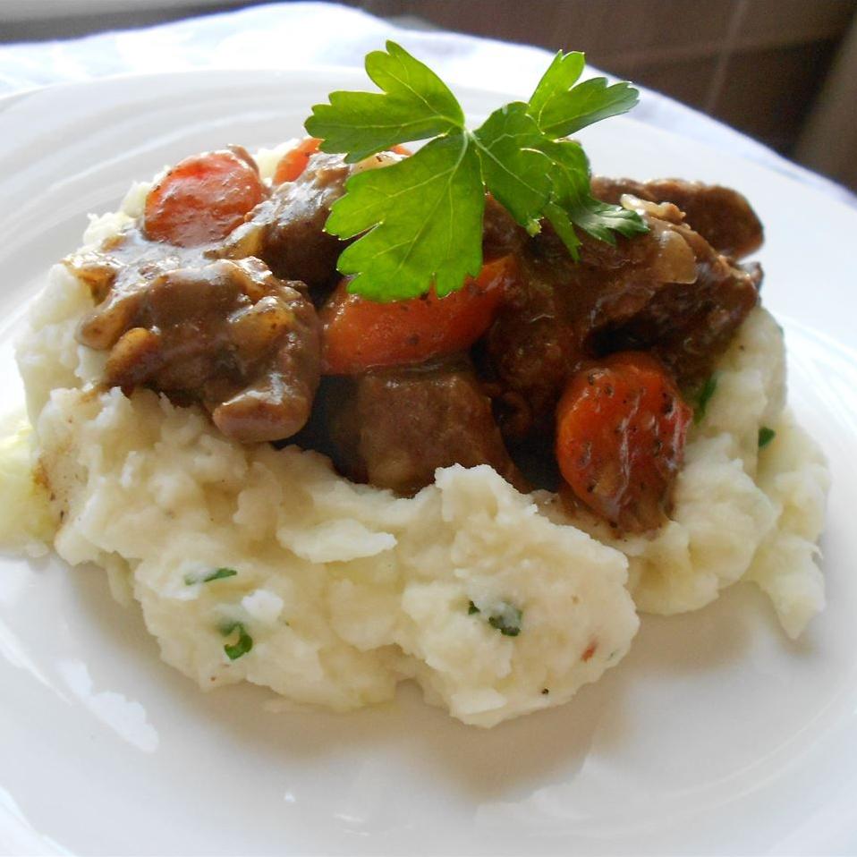  A hearty bowl of Irish stew, perfect for a cozy night in