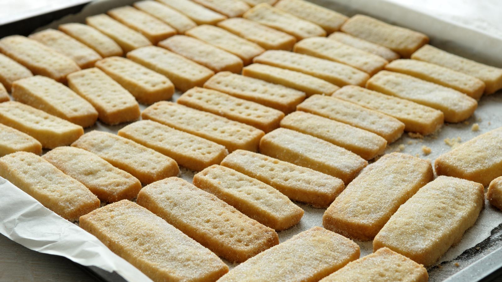  A simple yet irresistible classic: English Shortbread.