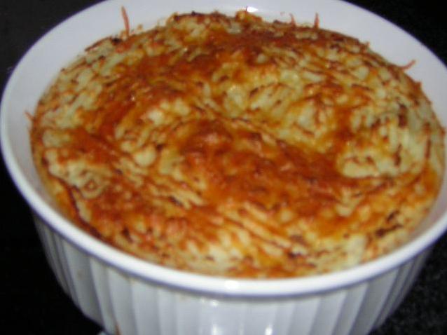  A warm and savory English Cottage Pie, perfect for a cozy night in.