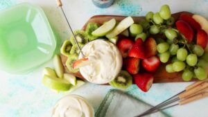 Bailey's Irish Cream Fruit Dip