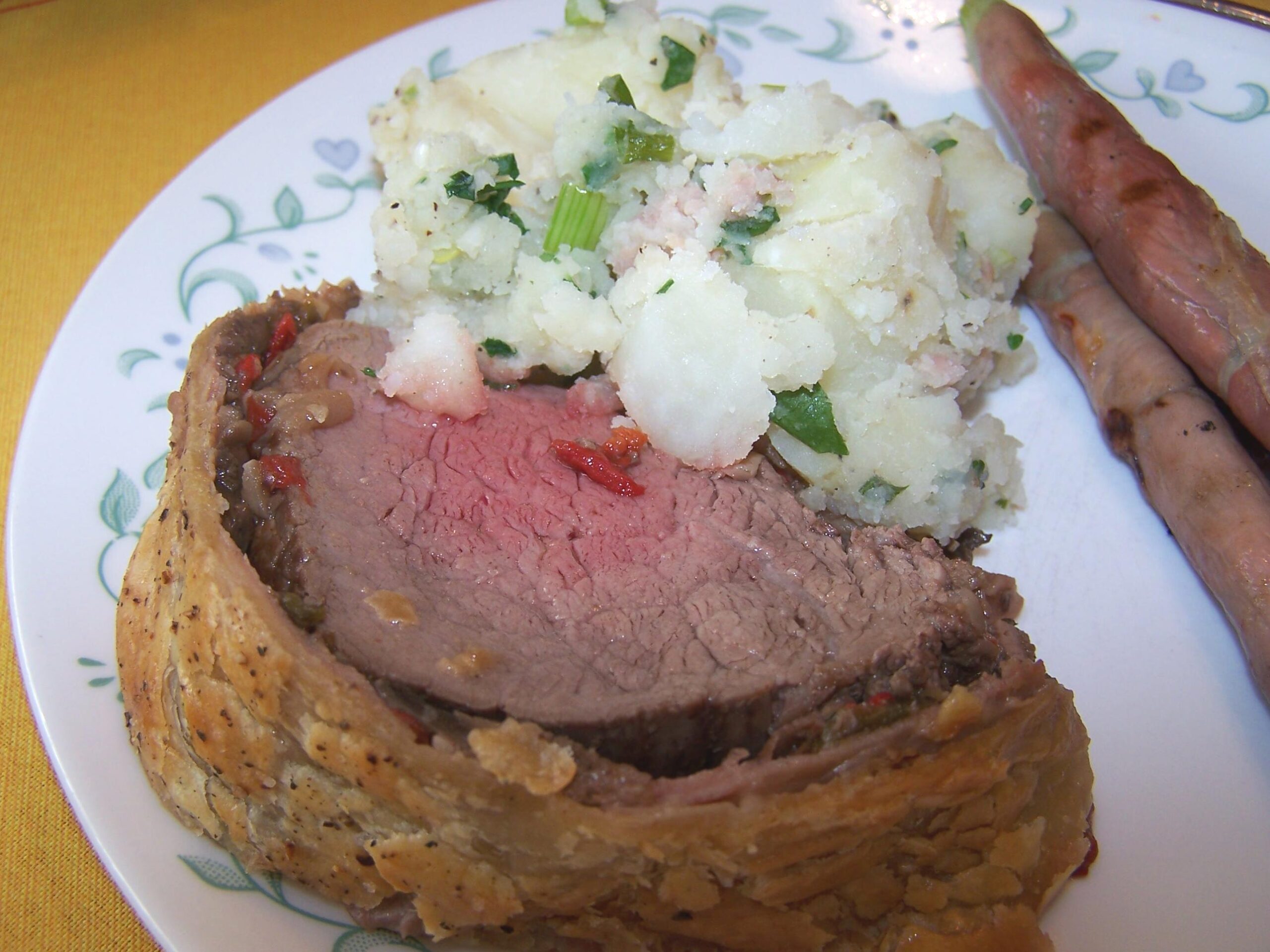 Melt-In-Your Mouth Beef Wellington Recipe