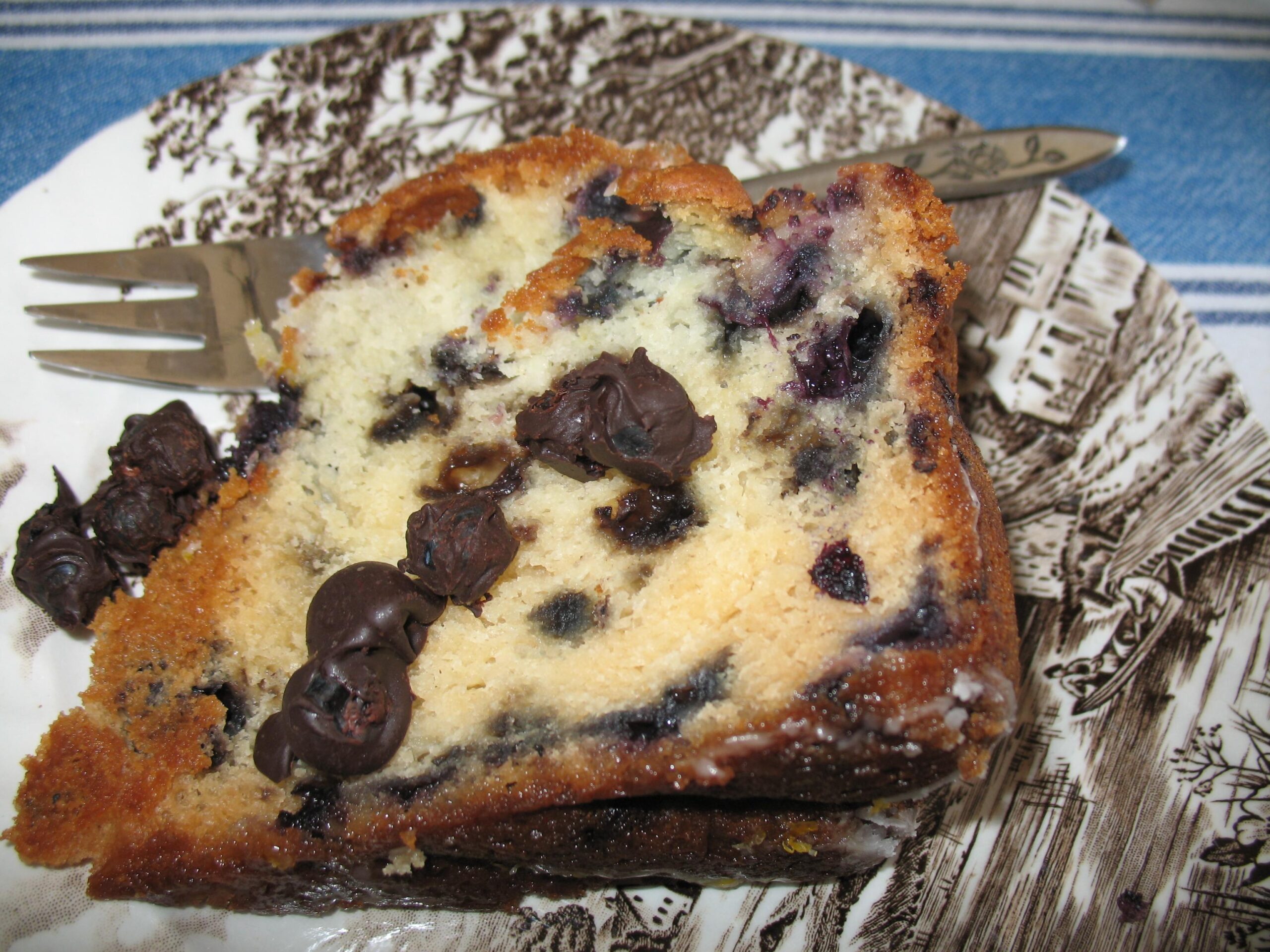  Bursting with juicy blueberries in every bite