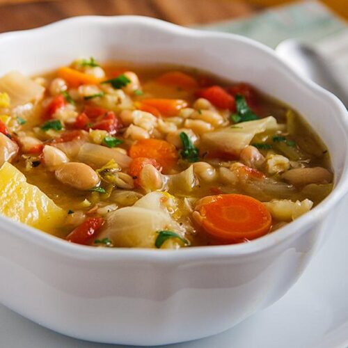 Crockpot Irish White Bean and Cabbage Soup