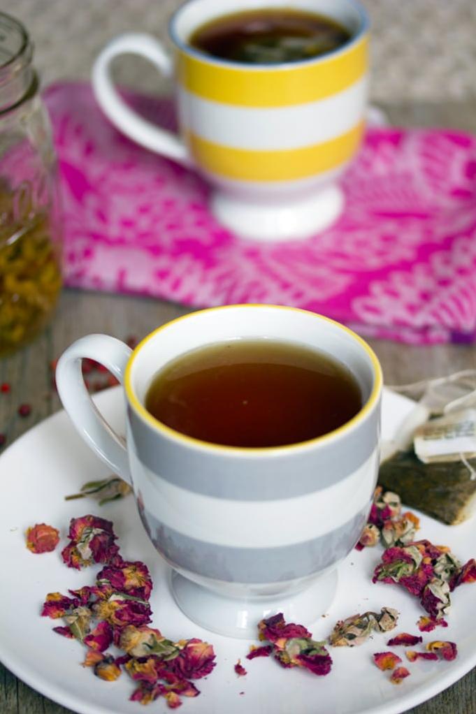 How to Brew English Rose Tea at Home