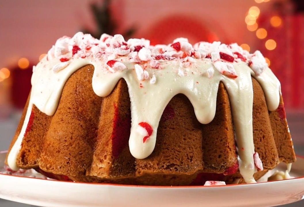  Experience a blast of holiday flavor with every bite of this peppermint pound cake.