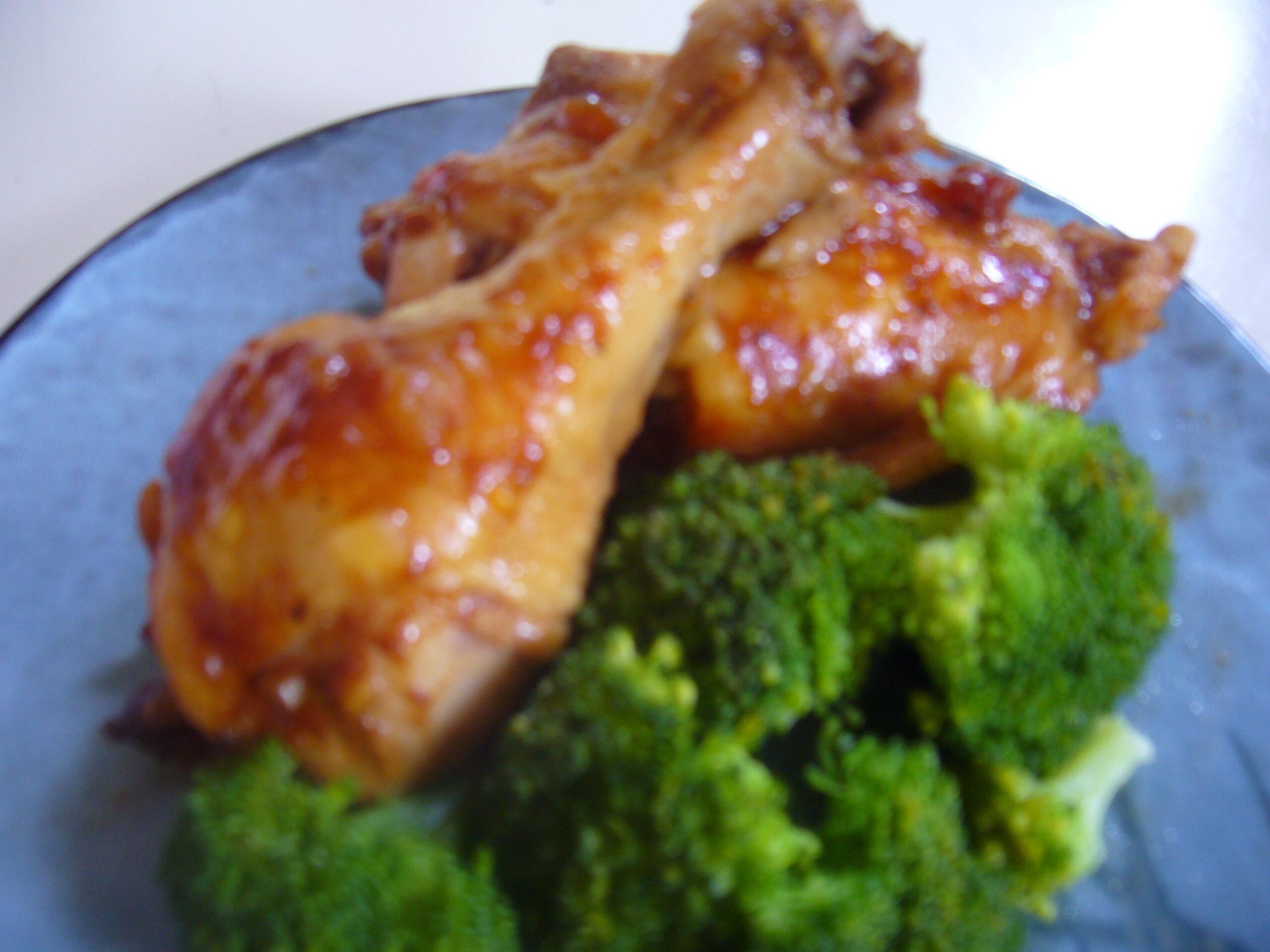  Flavorful and succulent chicken with a kick