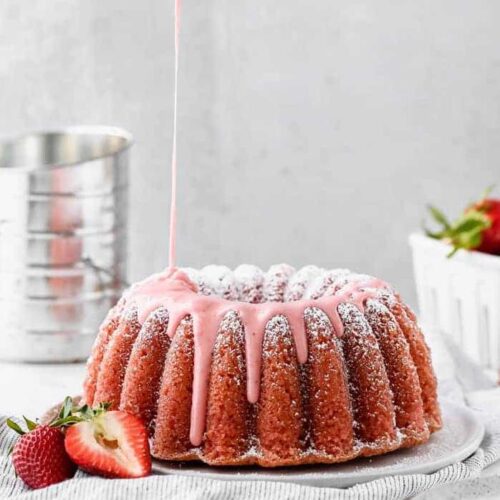 Fresh Strawberry Pound Cake