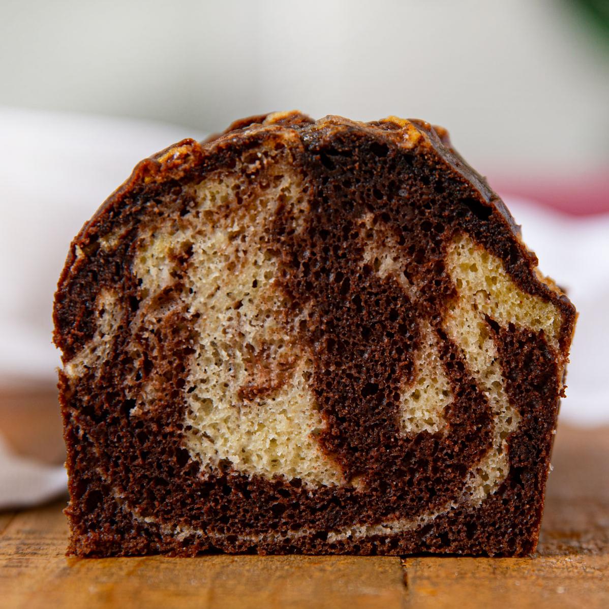  Get ready to drool over this delicious chocolate swirl marble pound cake!