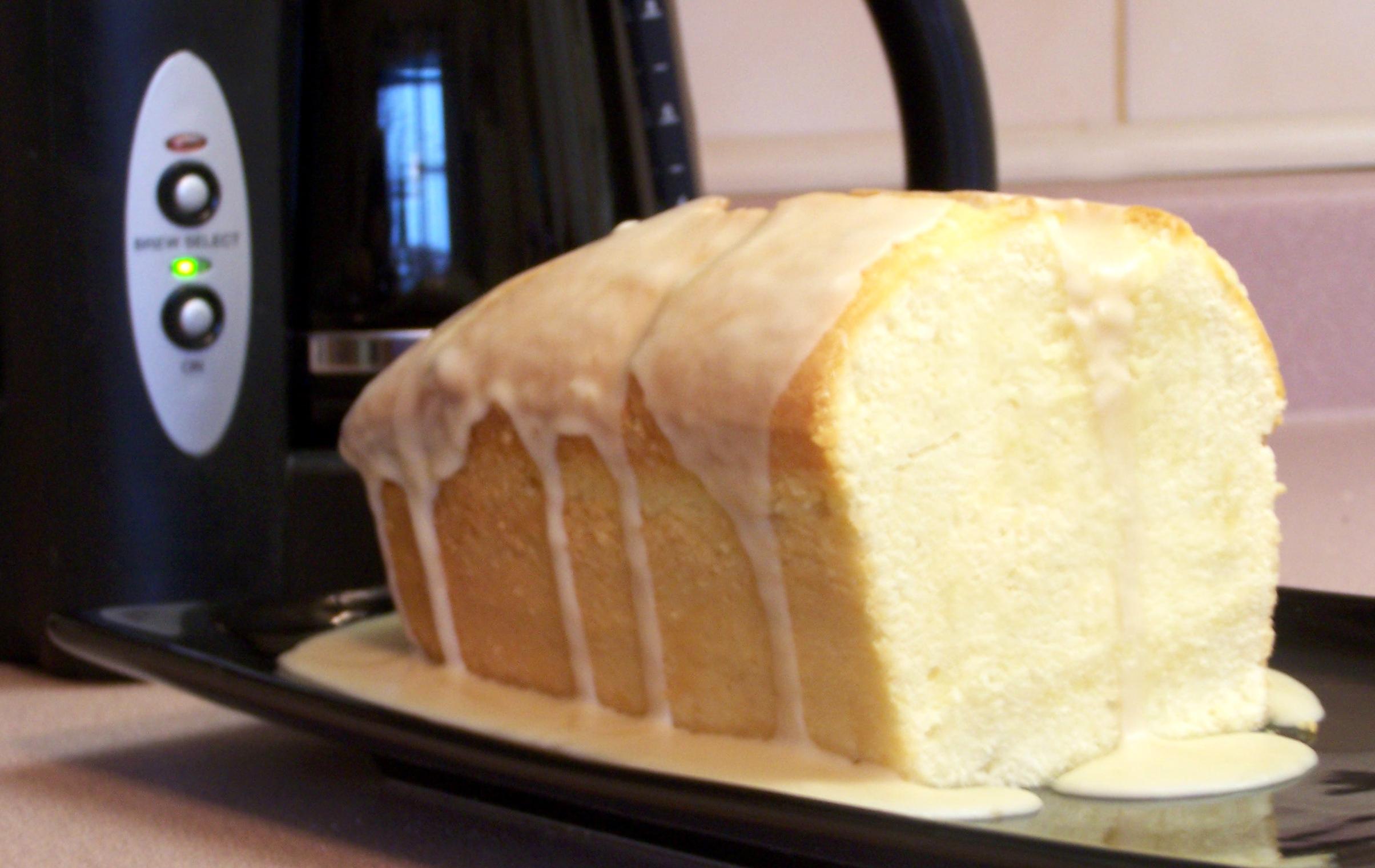 Delicious Glazed Almond Pound Cake Recipe