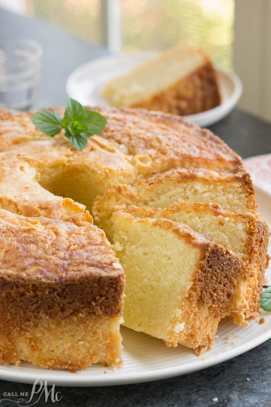  Golden-brown slices of butter-amaretto pound cake hot off the grill