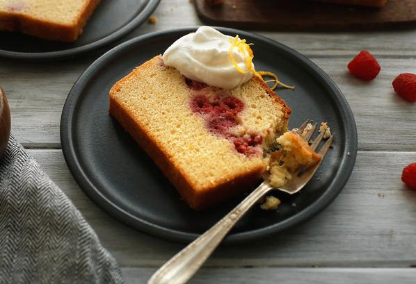 Delicious Hazelnut Pound Cake Recipe with Fresh Raspberries!