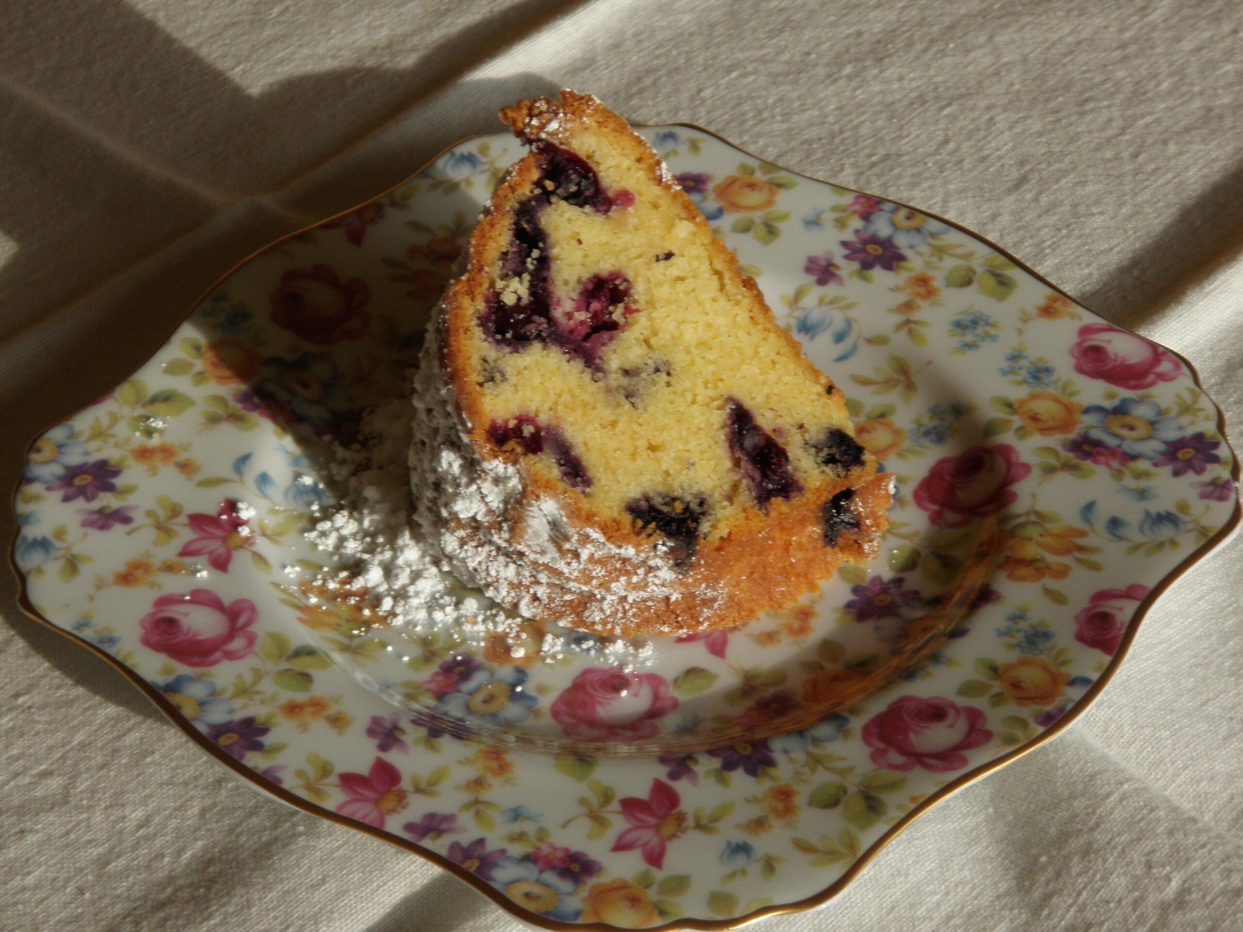  Indulge in a slice of this creamy Blueberry Cream Cheese Pound Cake.