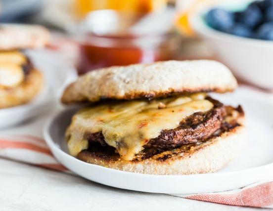  Make your mornings better with these hearty and satisfying sausage cheese English muffins.