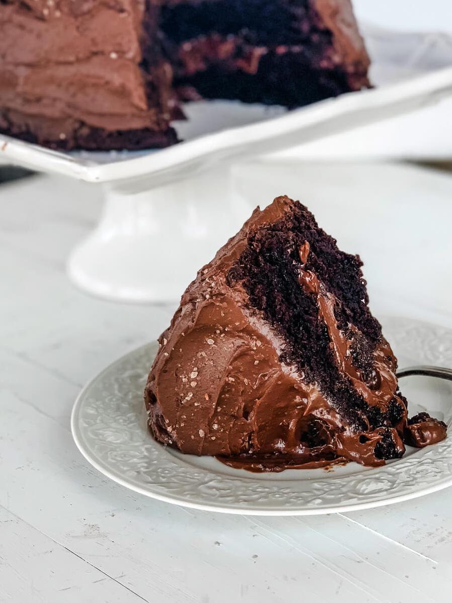  Perfectly moist chocolate cake with a delectable Irish twist