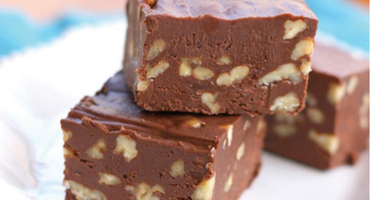 Picture-perfect swirls of mouth-watering Irish cream and chocolate.