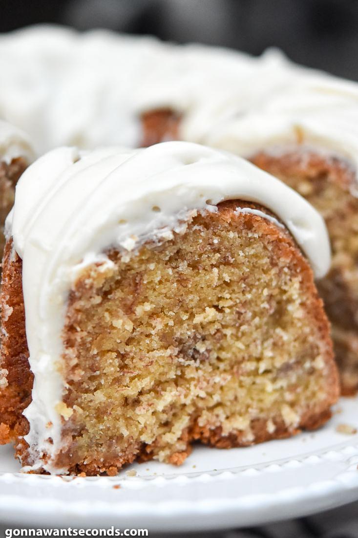  Ripe bananas make all the difference for this cake!