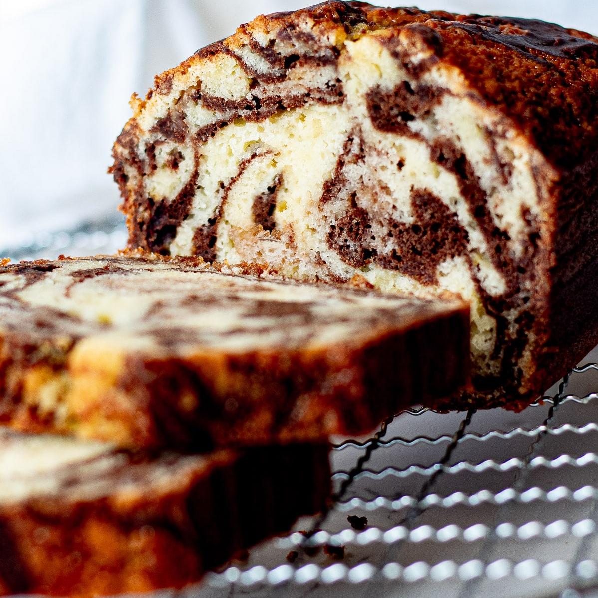  Satisfy your sweet tooth cravings with this rich and moist chocolate pound cake.