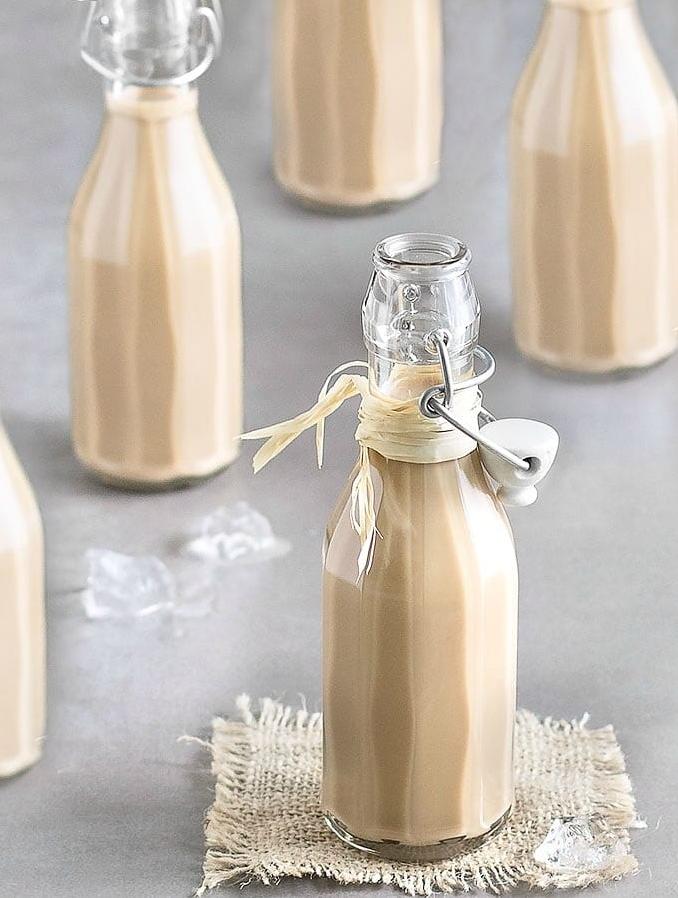  Satisfy your sweet tooth with this delicious Easy Irish Cream!