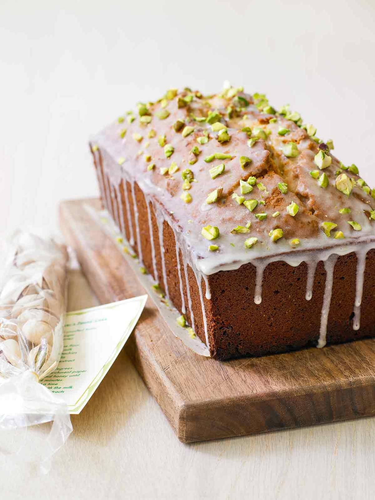  Say hello to my fluffy and flavorful Pistachio Pound Cake.
