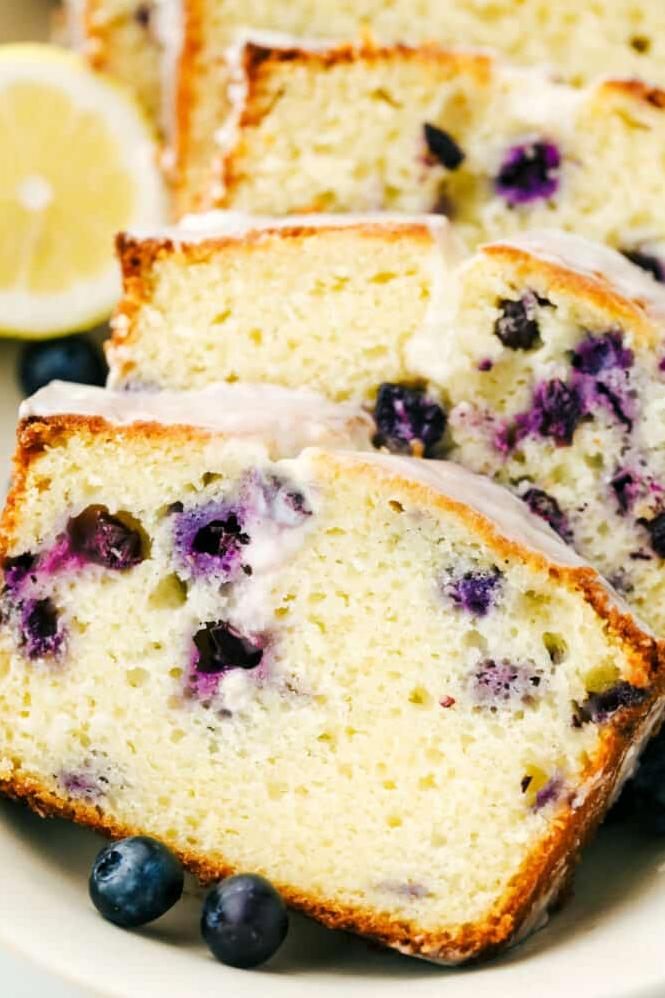  Serve this pound cake and watch it disappear before your eyes.