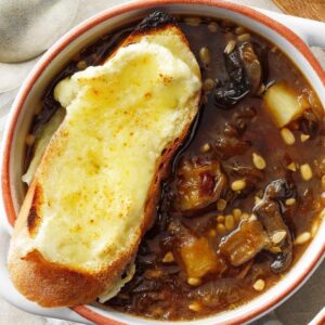 Shamrock Irish Onion Soup