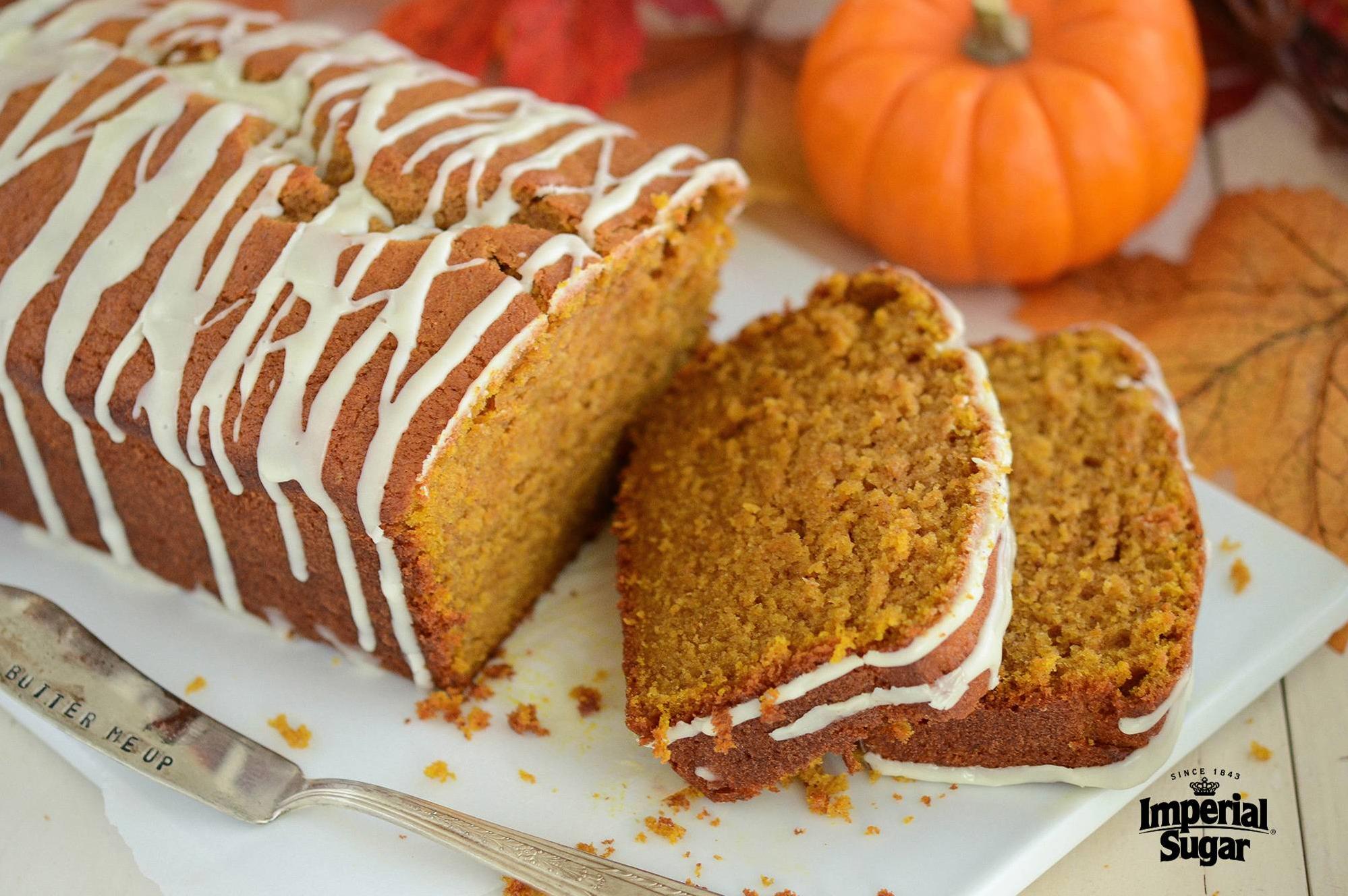 Spice up your life with this sweet and savory pumpkin pound cake