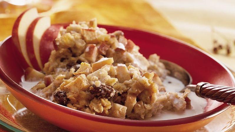  Start your morning off right by indulging in these delicious apple oats.