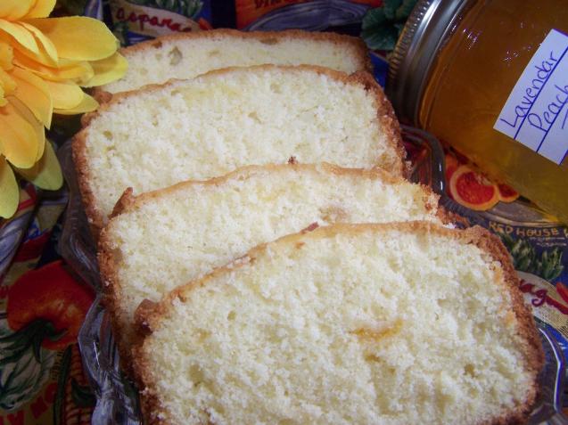 Melt in Your Mouth Peach Pound Cake Recipe