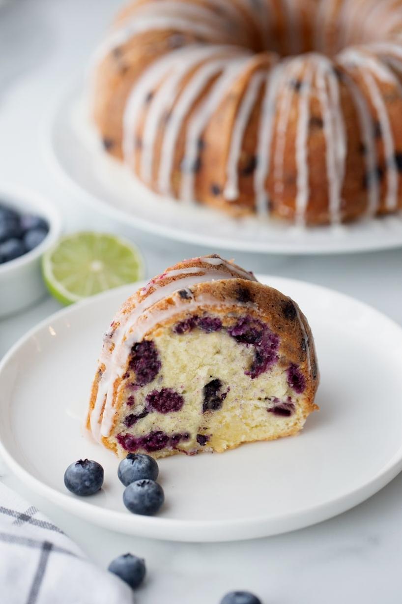  Tangy lime and sweet blueberry dance on your tastebuds