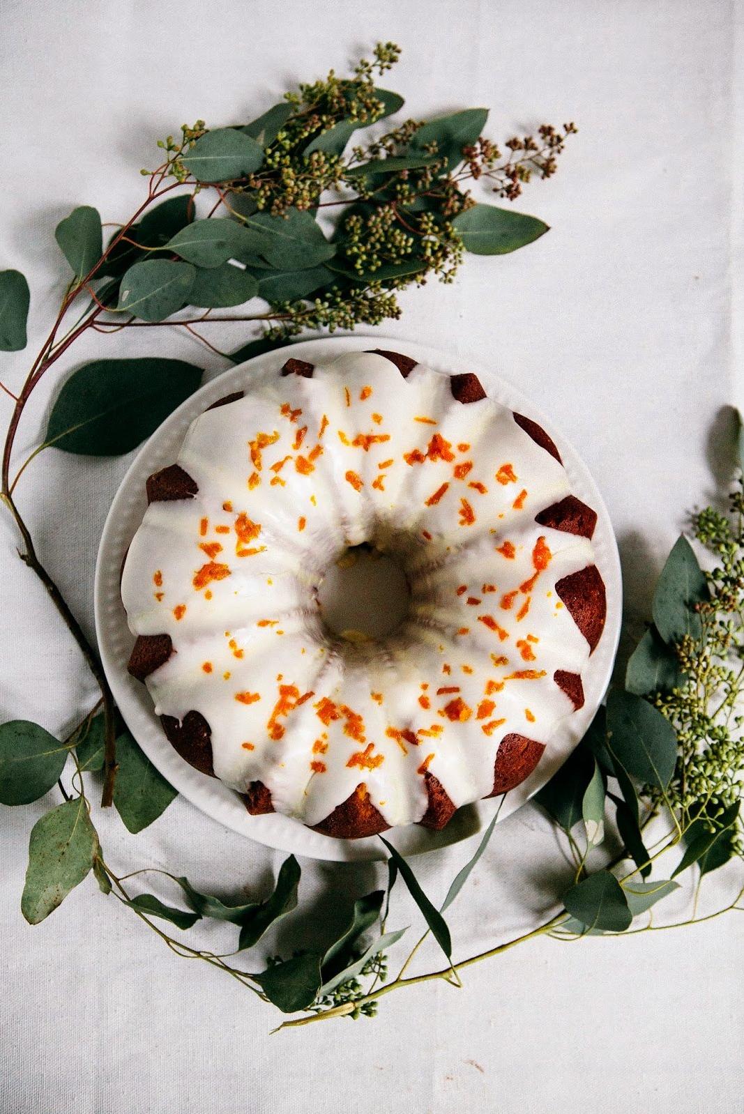  Tangy Tangerine Sour Cream Pound Cake is a perfect citrus-infused treat!