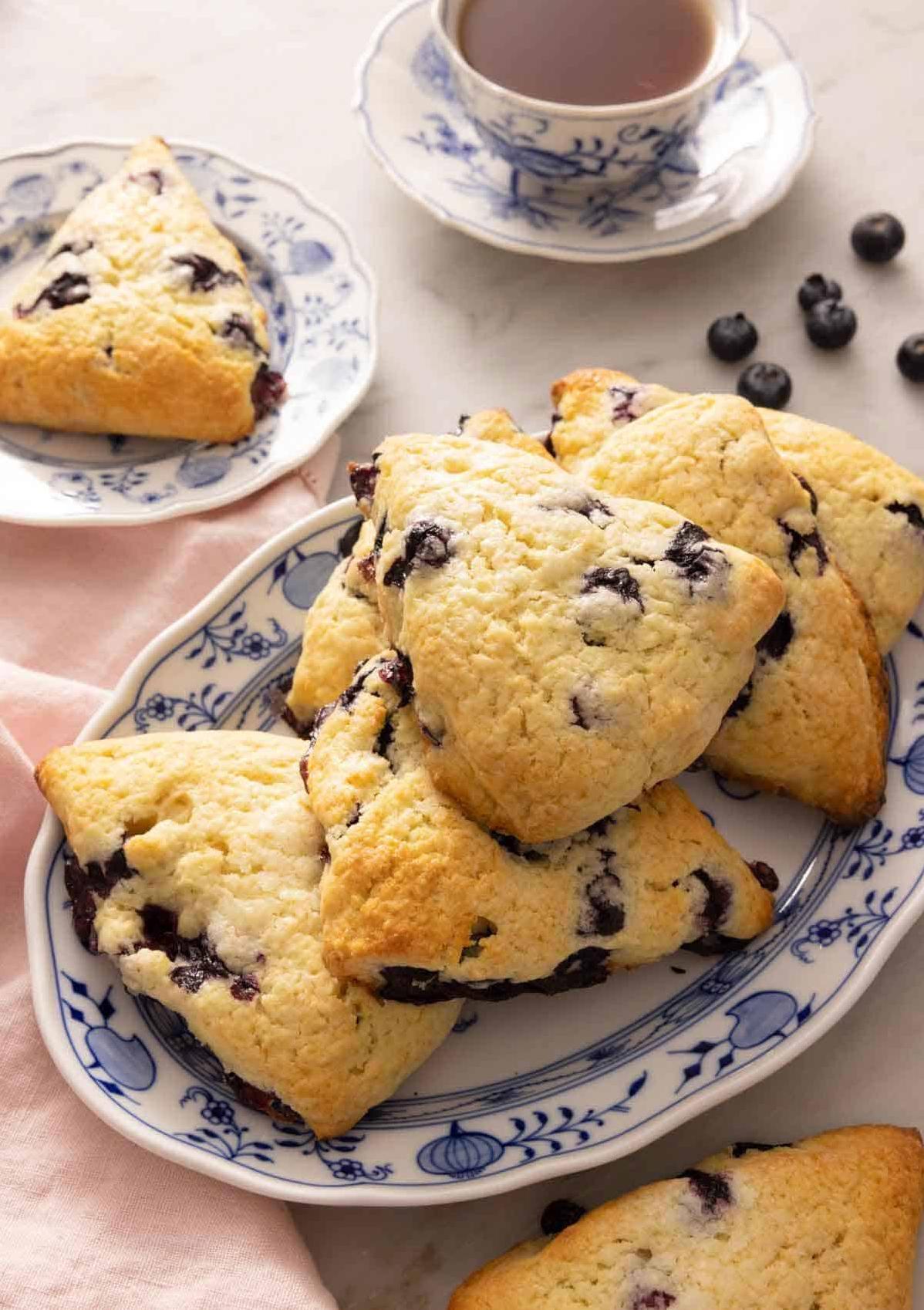  The combination of blueberries and scone makes my mouth water!