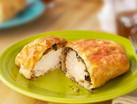  The mouthwatering aroma of Chicken Wellington makes it irresistible.