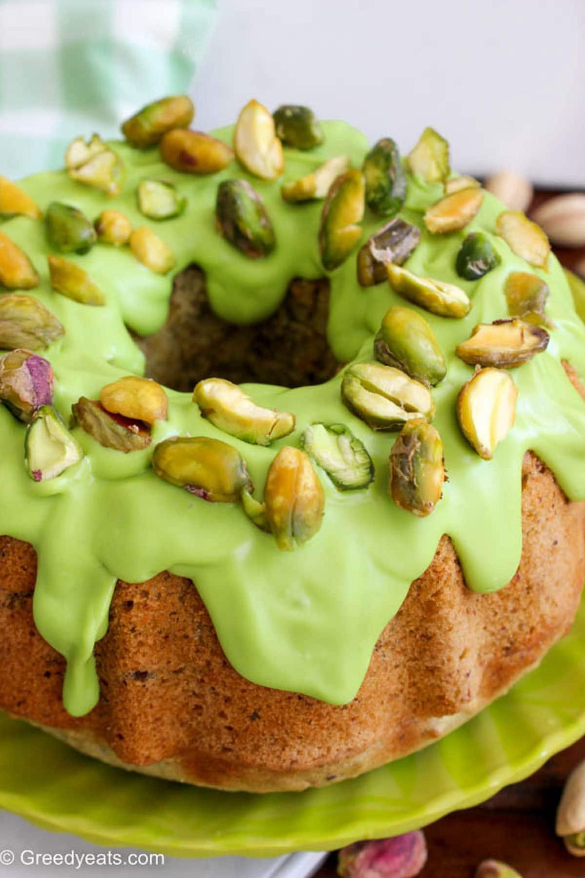  The perfect dessert to impress your guests: Pistachio Pound Cake.