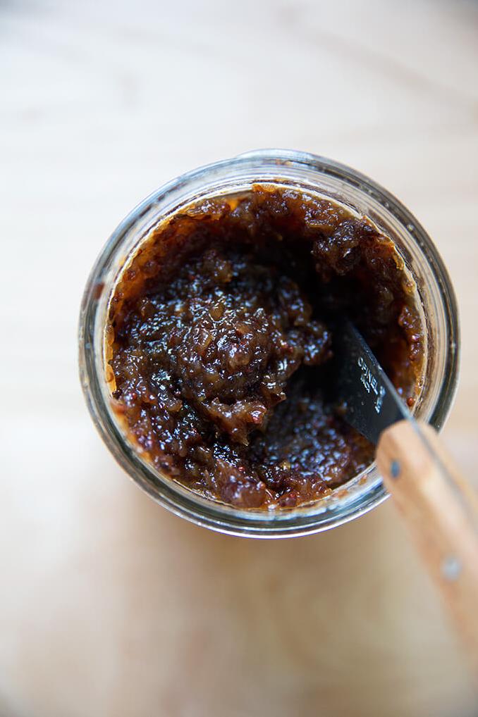  This chutney pairs perfectly with a sharp cheddar or stilton cheese.