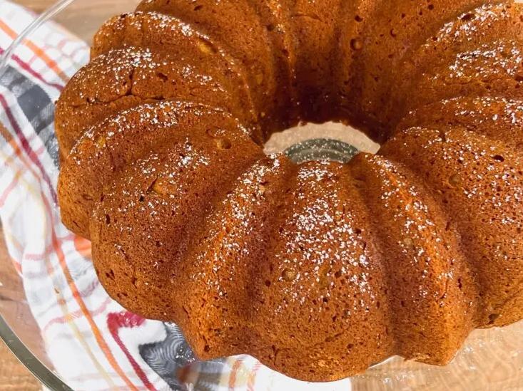  This pumpkin-pecan pound cake is autumn in a pan!