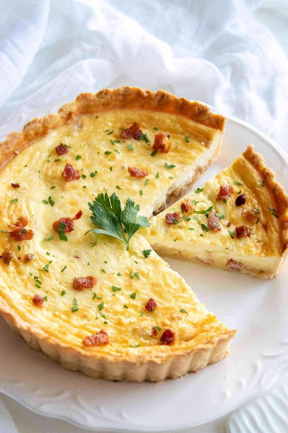  This quiche is giving us all the breakfast vibes.