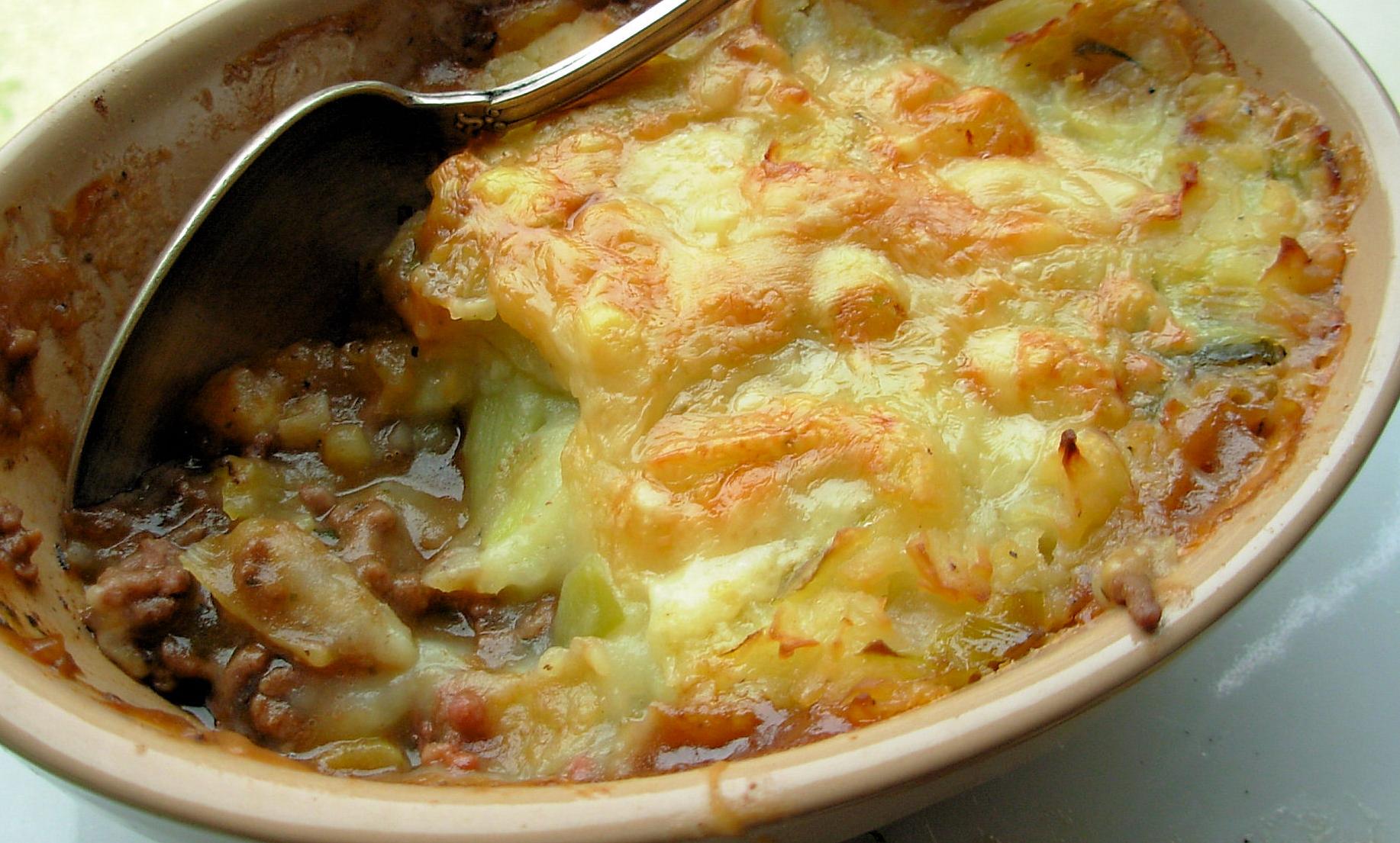 Delicious and Authentic English Cottage Pie Recipe