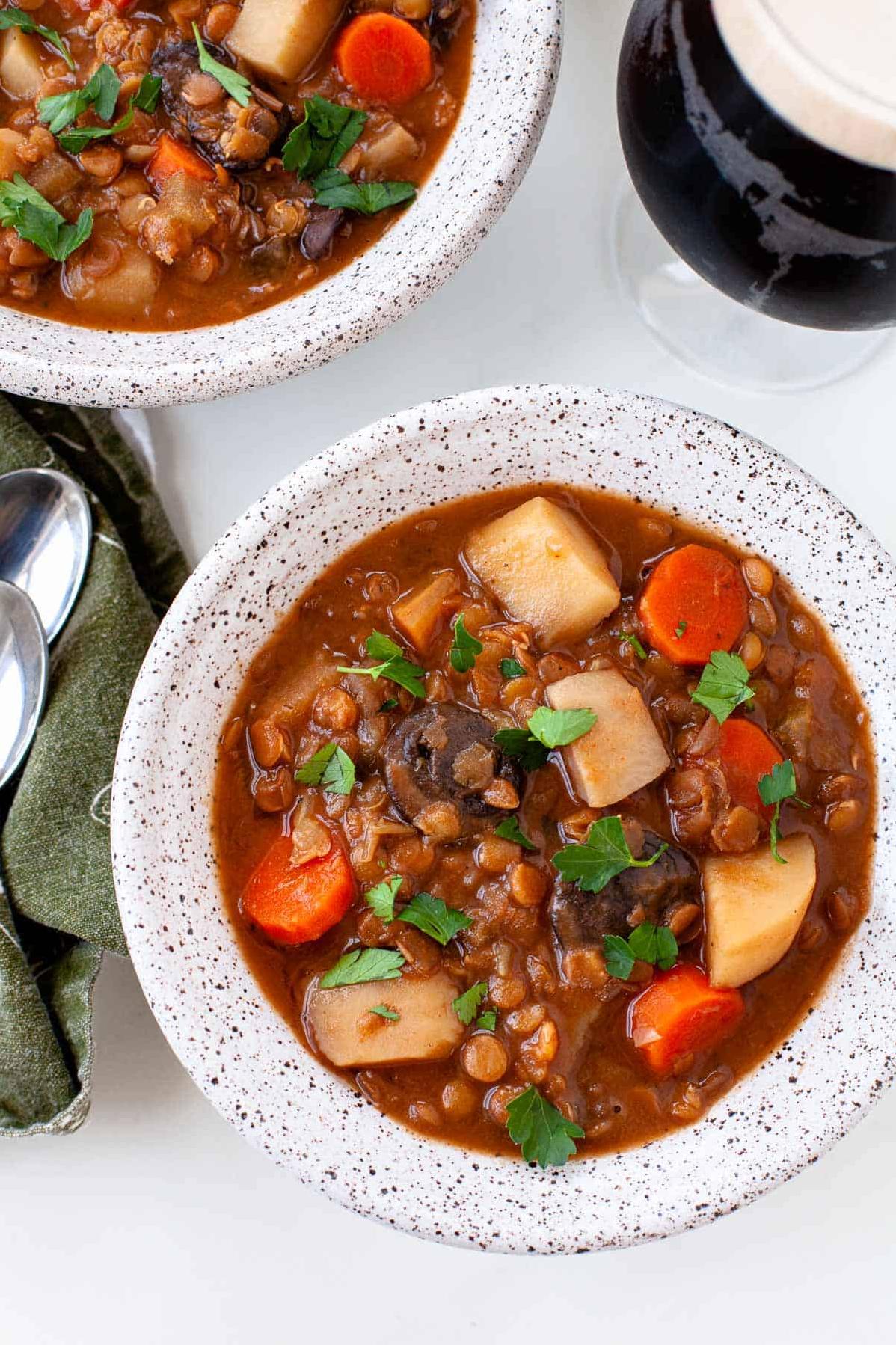 Flavorful Vegetarian Irish Stew: A Hearty Bowl of Comfort
