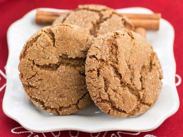  Warm spices and creamy Irish Cream make these cookies the perfect treat for a chilly night.
